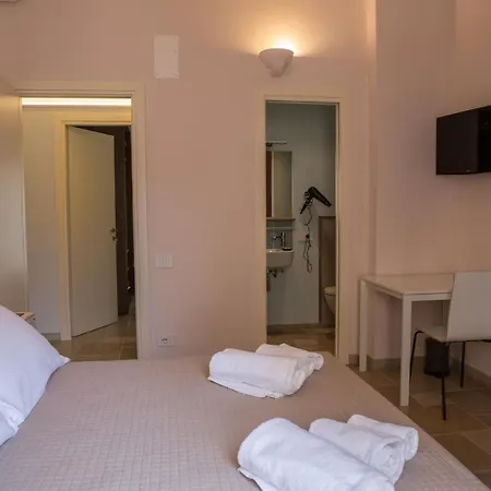 Bed & Breakfast Borgo Marinaro 3*