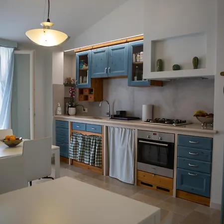 Bed & Breakfast Borgo Marinaro 3*