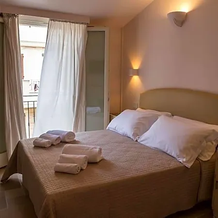 Borgo Marinaro 3* פורטו סן ג'ורג'יו