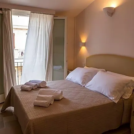 Borgo Marinaro 3* פורטו סן ג'ורג'יו